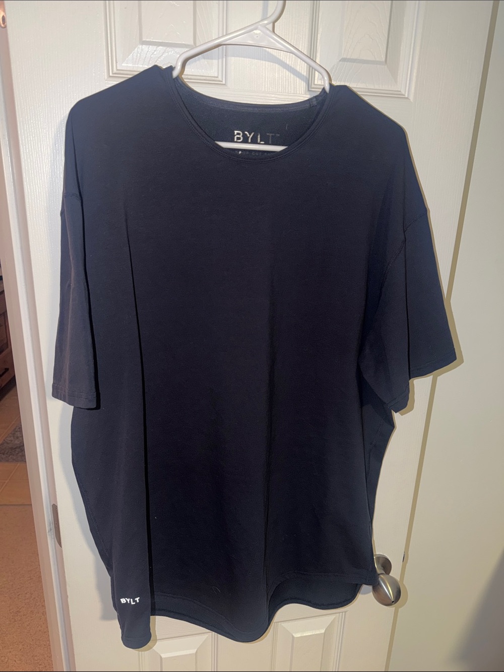 Men’s Navy Short-Sleeve Crewneck T-Shirt Bylt